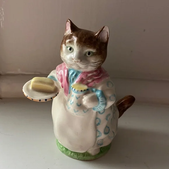 Beatrix Potter Beswick F. Warne RIBBY Figurine with Pink and Brown Accents - Picture 1 of 4